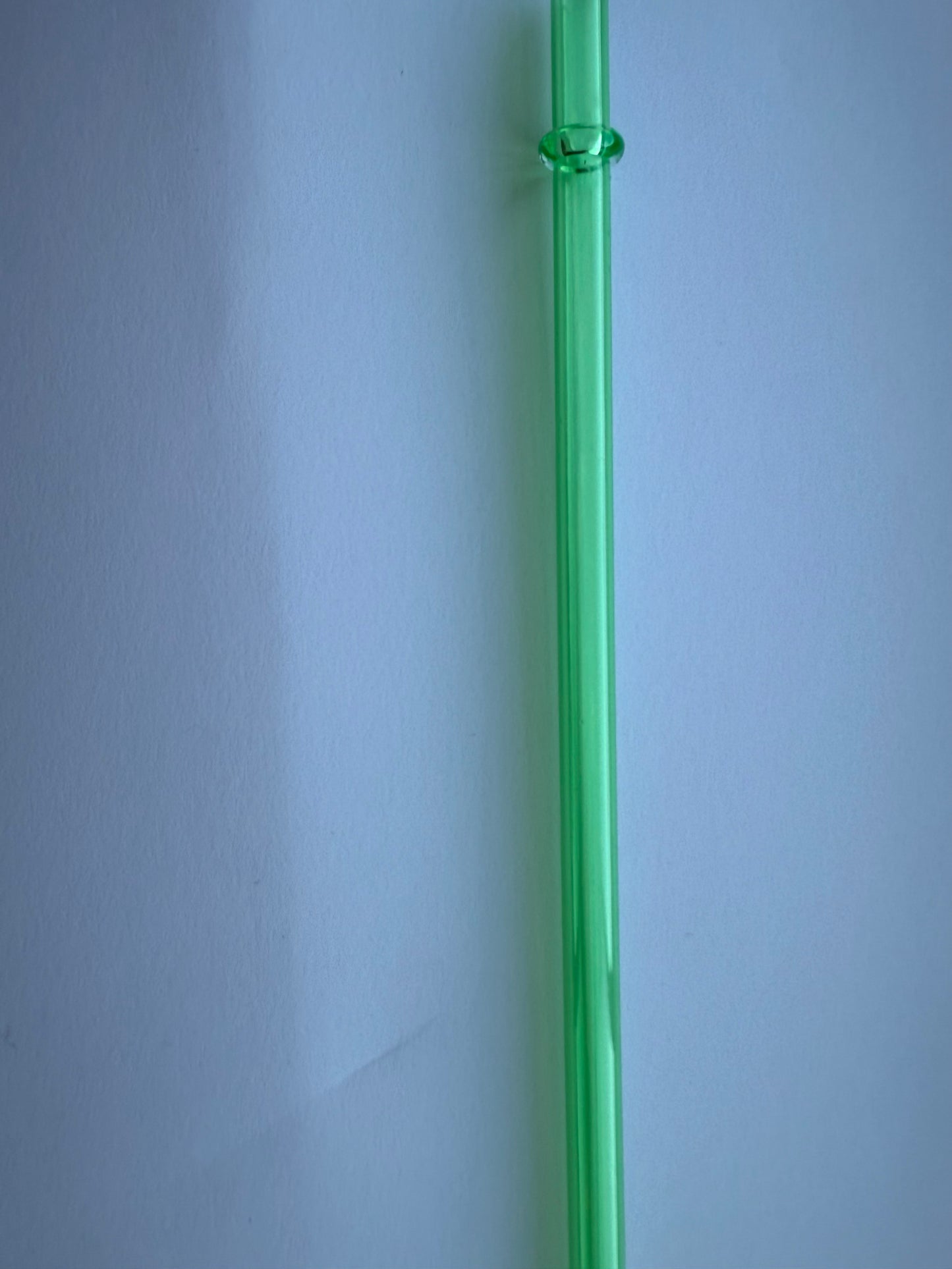 Solid color straws (24oz)